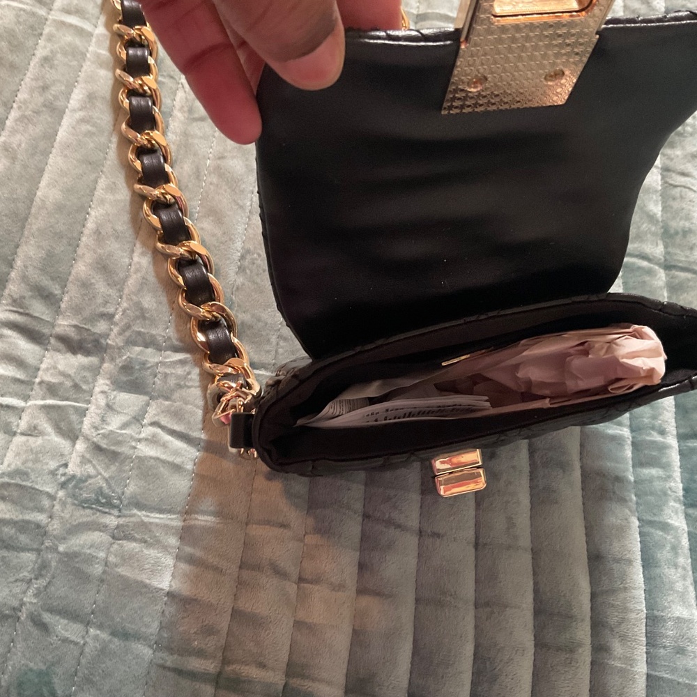 Cross bag - Picture 2 of 2